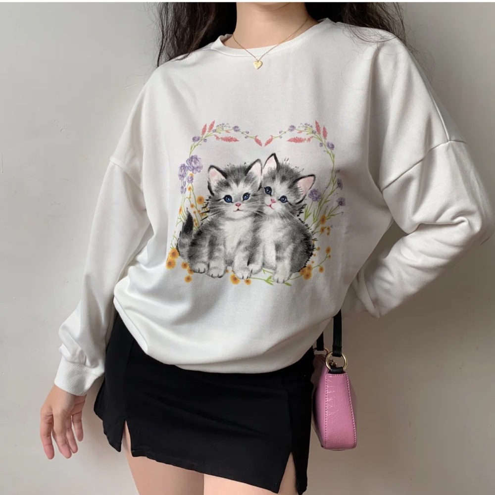 Fashion Sexy Lounge New With Tags Kitten Sweatshirt‎ Pull Over. Size L